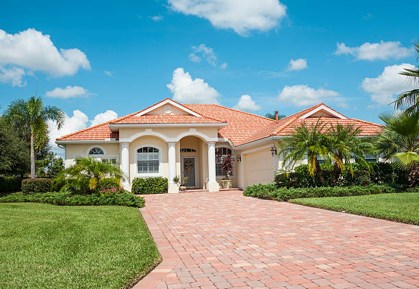 Best Driveway Paving Contractor  in West Hattiesburg, MS